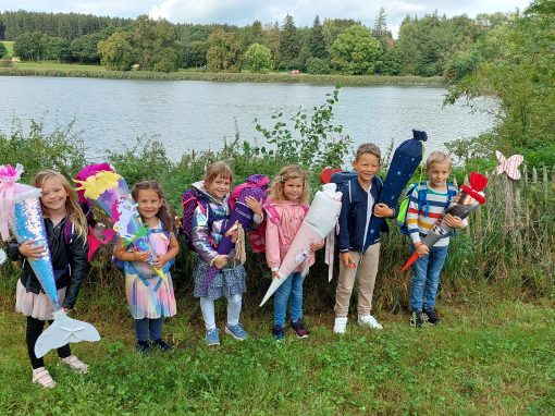 Die Schulkinder besuchen uns an ihrem 1 Schultag